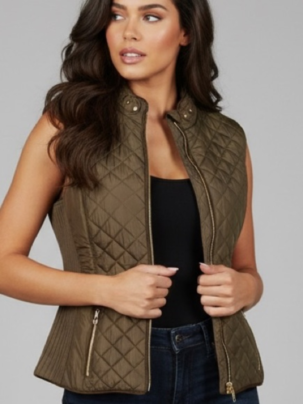 TRUE ROCK Quilted Sleeveless Vest in Olive Green